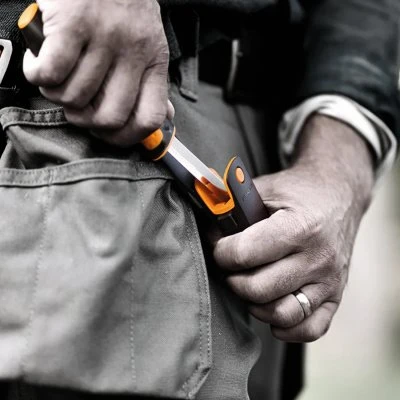 Купить Нож универсальный с точилкой FISKARS  1023618(221220)
