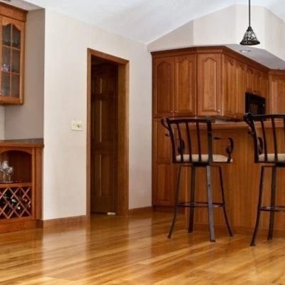 Купить Плинтус 7025 ПВХ 70мм 2.2м