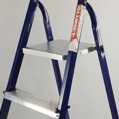 Купить Стремянка стальная  7 ступеней (1) "Алюмет"