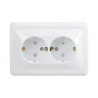 Купить Розетка "Вега" 2-х местн. с заземл, с шторк. рсш12-3-вб, 16а, белый (1/25/100) "IEK"