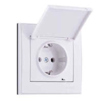 Купить Розетка "RAIN" 1 местн. с заземл, с крышкой (керамика) белый (1/10/120) "LEZARD" 703-0202-123