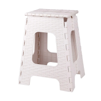 Купить Табурет складной пласт. "Плетенка" (большой) (бежевый) (1/5) "Альтернатива" м7092