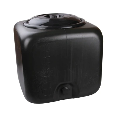 Купить Бак пласт. для душа квадратный 100 л (1/2) "Альтернатива" м3271