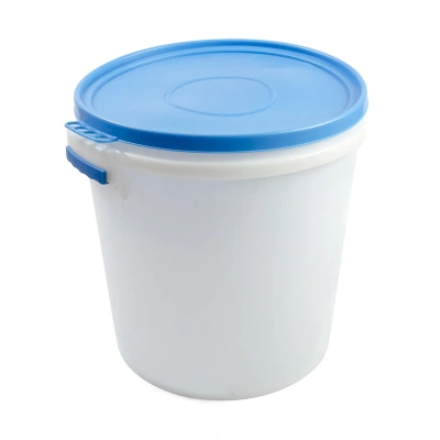 Купить Бак пласт. пищевой 32 л с герметичной крышкой и ручками (1/5) "Радиан"